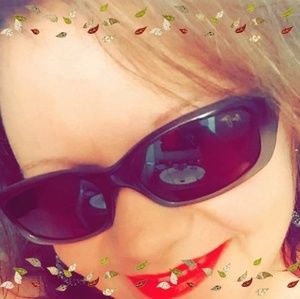 Meet your Posher, Kathylynn